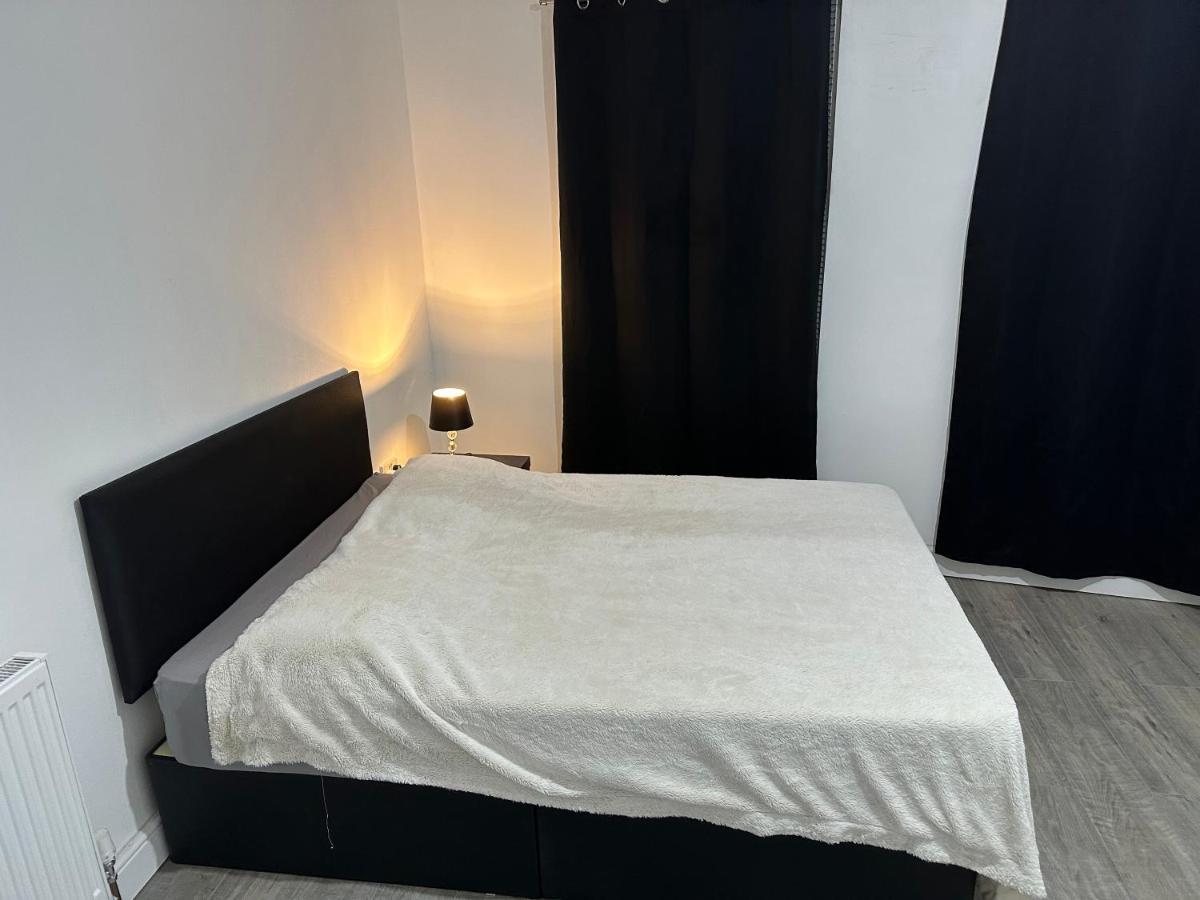 Luxury Apartment On Anfield Liverpool Exterior foto